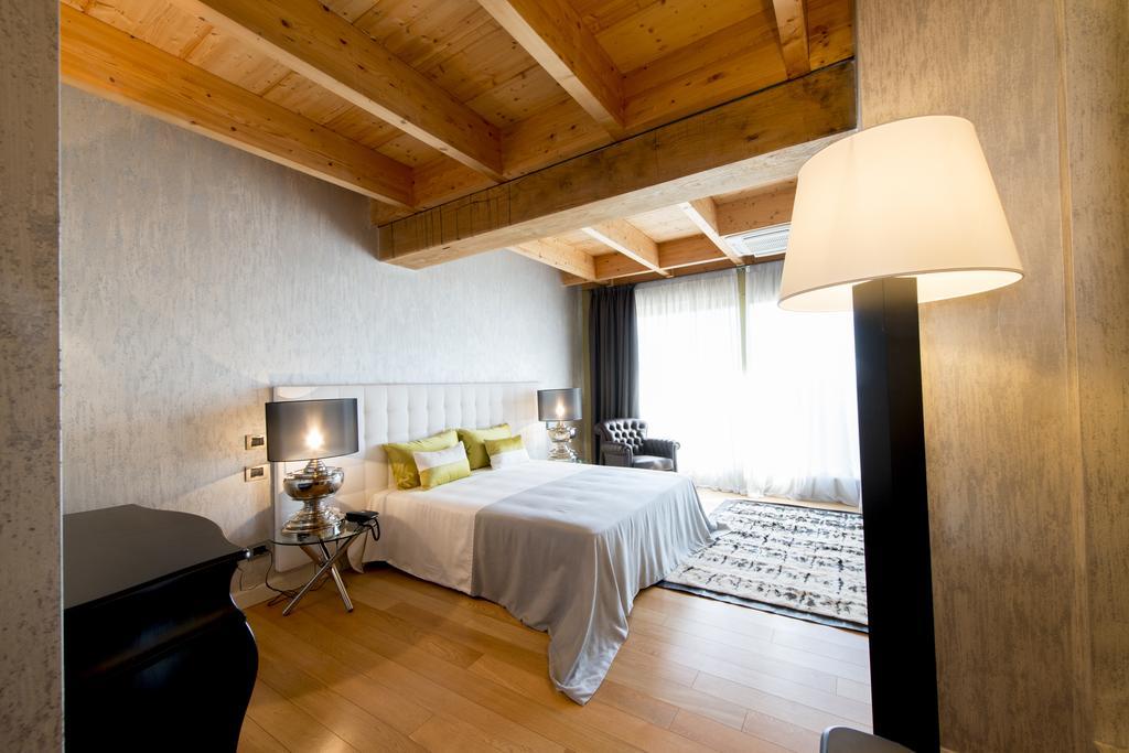 Florian Maison Resort San Paolo d'Argon Kamer foto